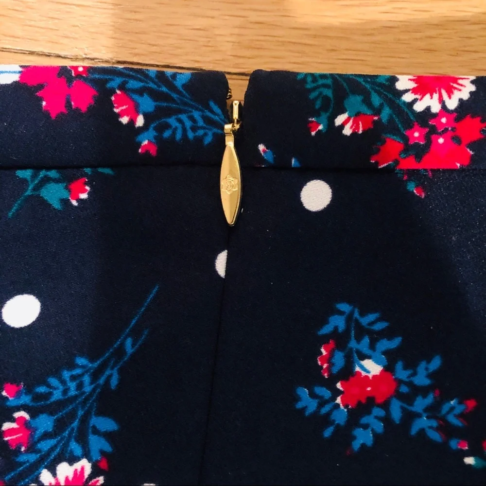 Draper James Bouquet Dot Floral Skirt- Size 10- NWT - Picture 3 of 4